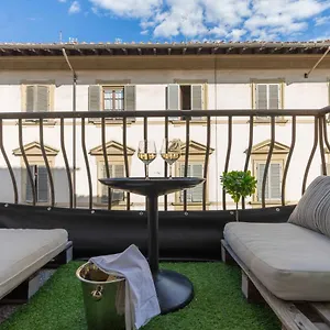 We Terrace Firenze