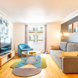 Holidaysinparis - Bourg Tibourg Parigi