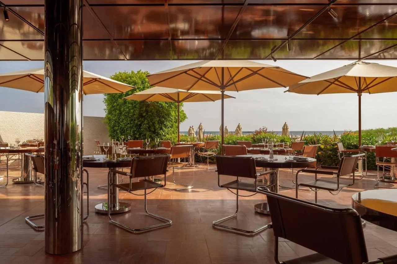 Cap D'Antibes Beach Hotel Juan-les-Pins 5*,  Francia